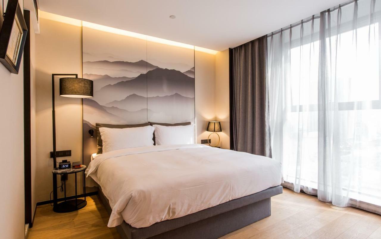 Howard Johnson By Wyndham Life Zhuoyuan Ningbo Eksteriør billede