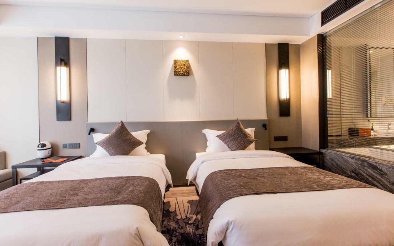 Howard Johnson By Wyndham Life Zhuoyuan Ningbo Eksteriør billede