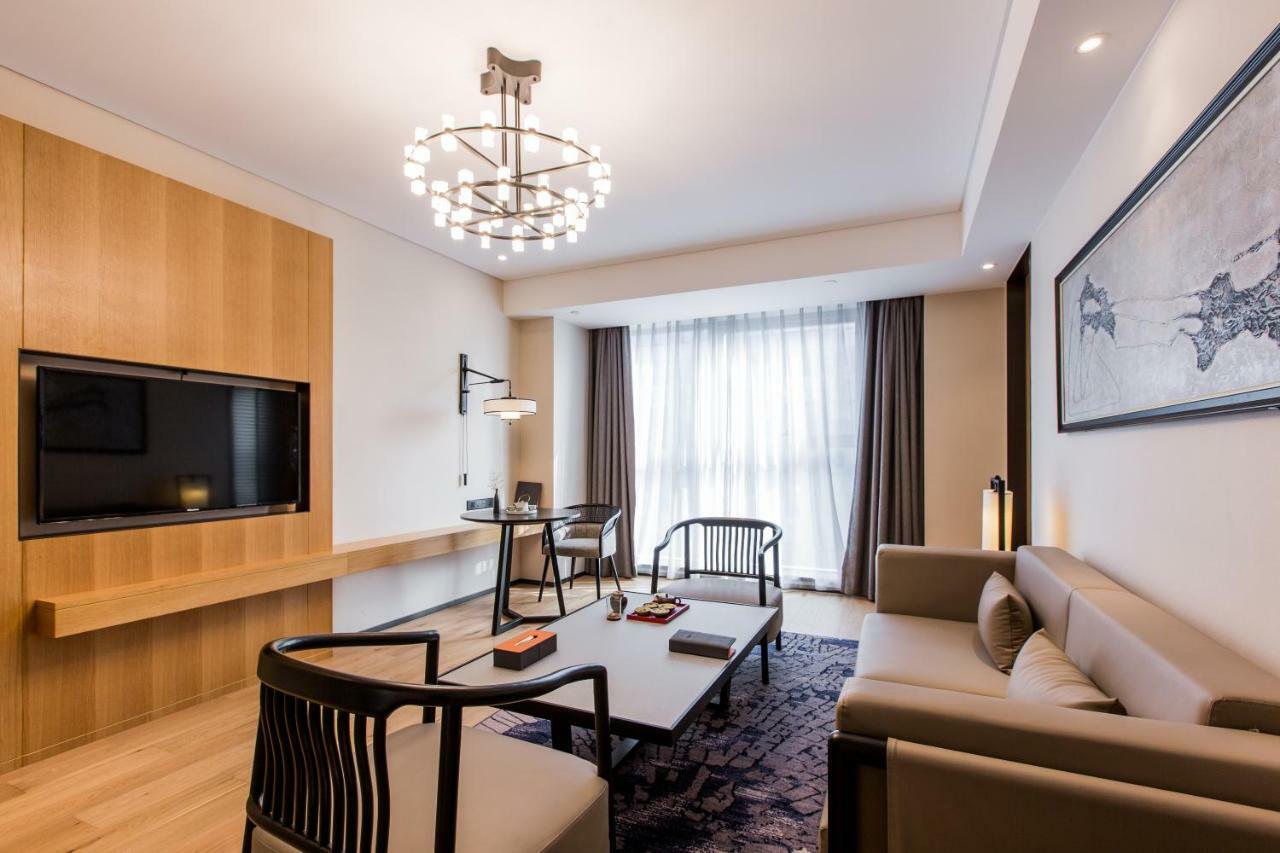 Howard Johnson By Wyndham Life Zhuoyuan Ningbo Eksteriør billede