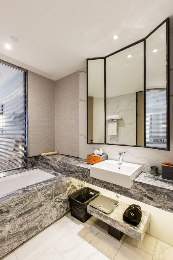 Howard Johnson By Wyndham Life Zhuoyuan Ningbo Eksteriør billede