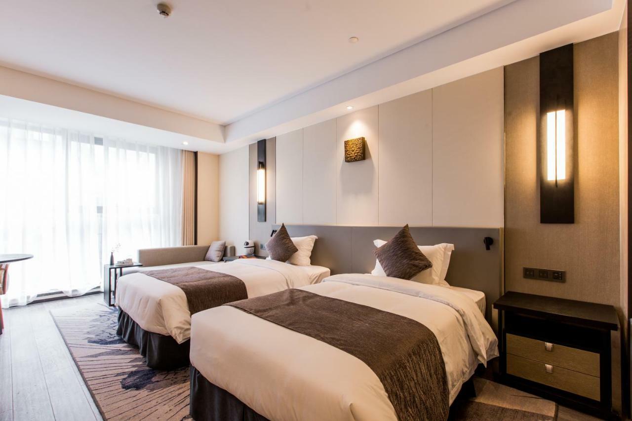 Howard Johnson By Wyndham Life Zhuoyuan Ningbo Eksteriør billede