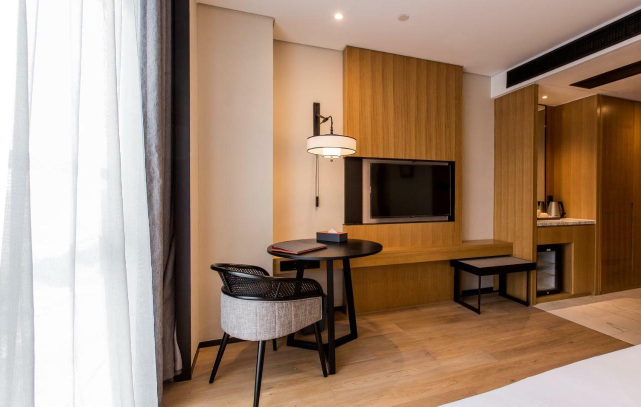 Howard Johnson By Wyndham Life Zhuoyuan Ningbo Eksteriør billede