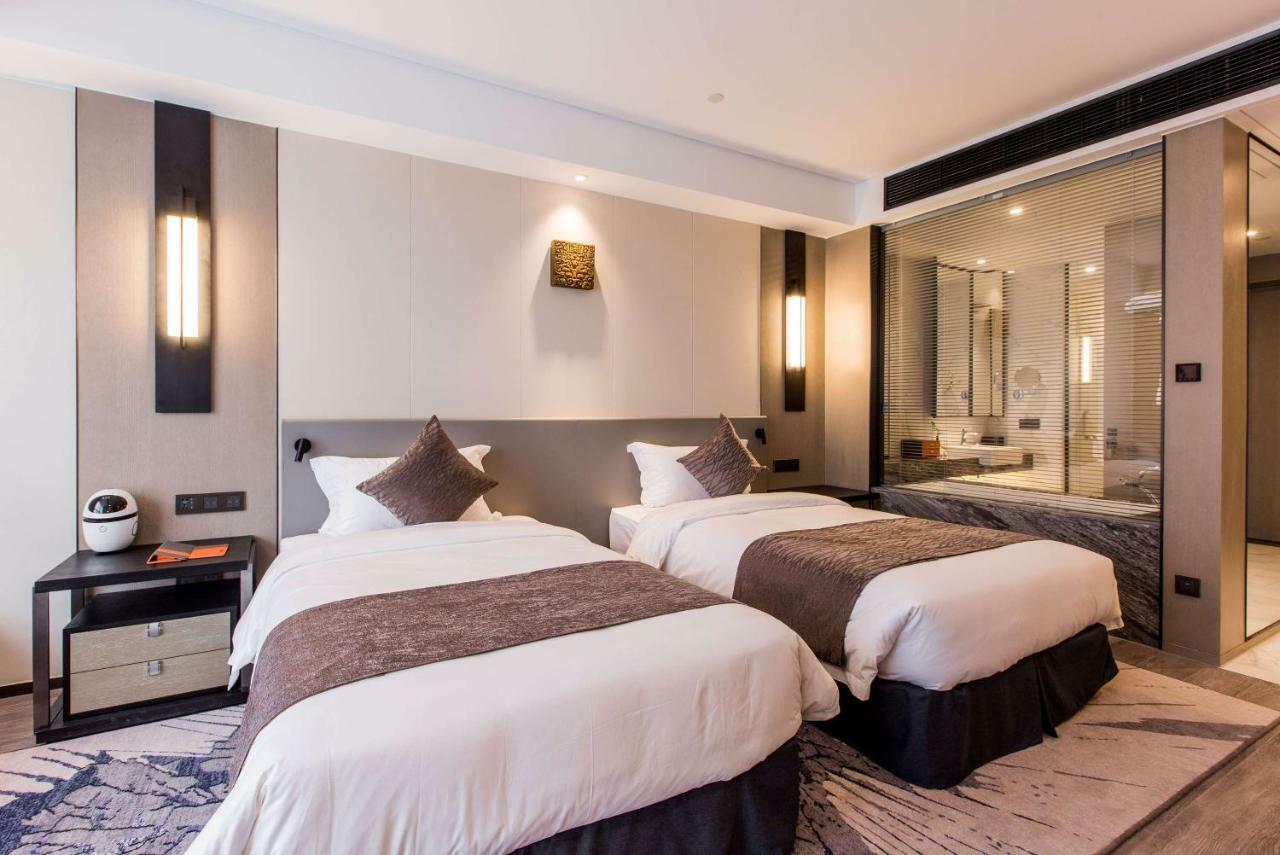 Howard Johnson By Wyndham Life Zhuoyuan Ningbo Eksteriør billede
