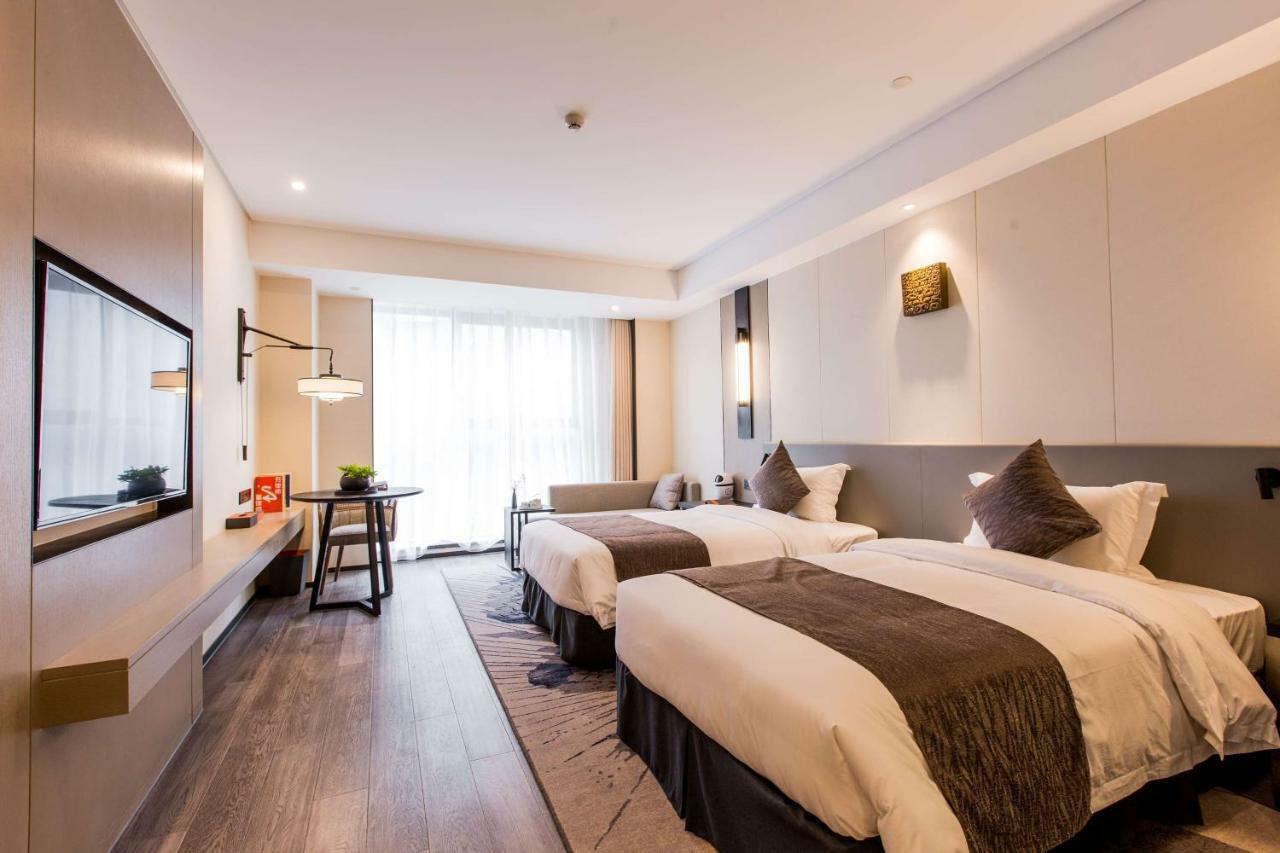 Howard Johnson By Wyndham Life Zhuoyuan Ningbo Eksteriør billede
