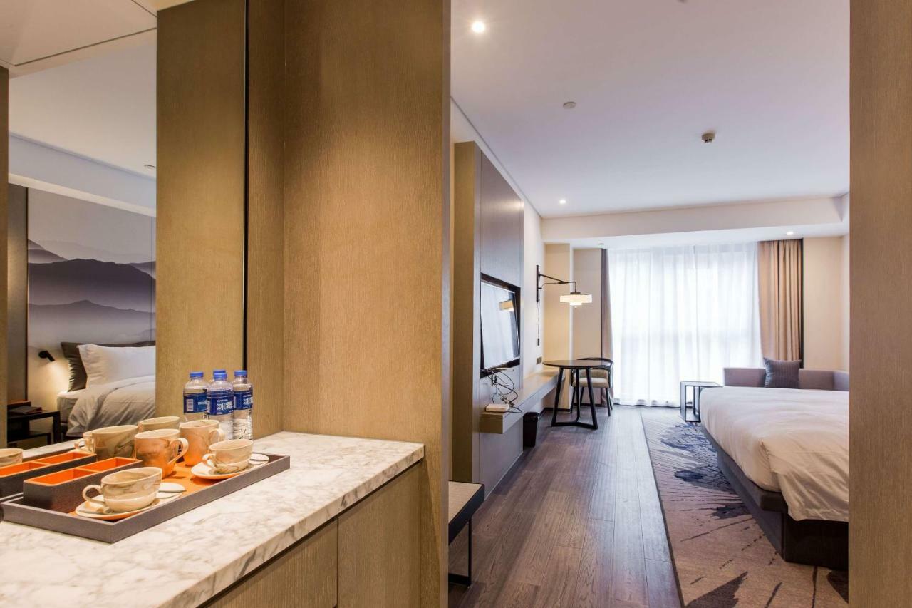 Howard Johnson By Wyndham Life Zhuoyuan Ningbo Eksteriør billede
